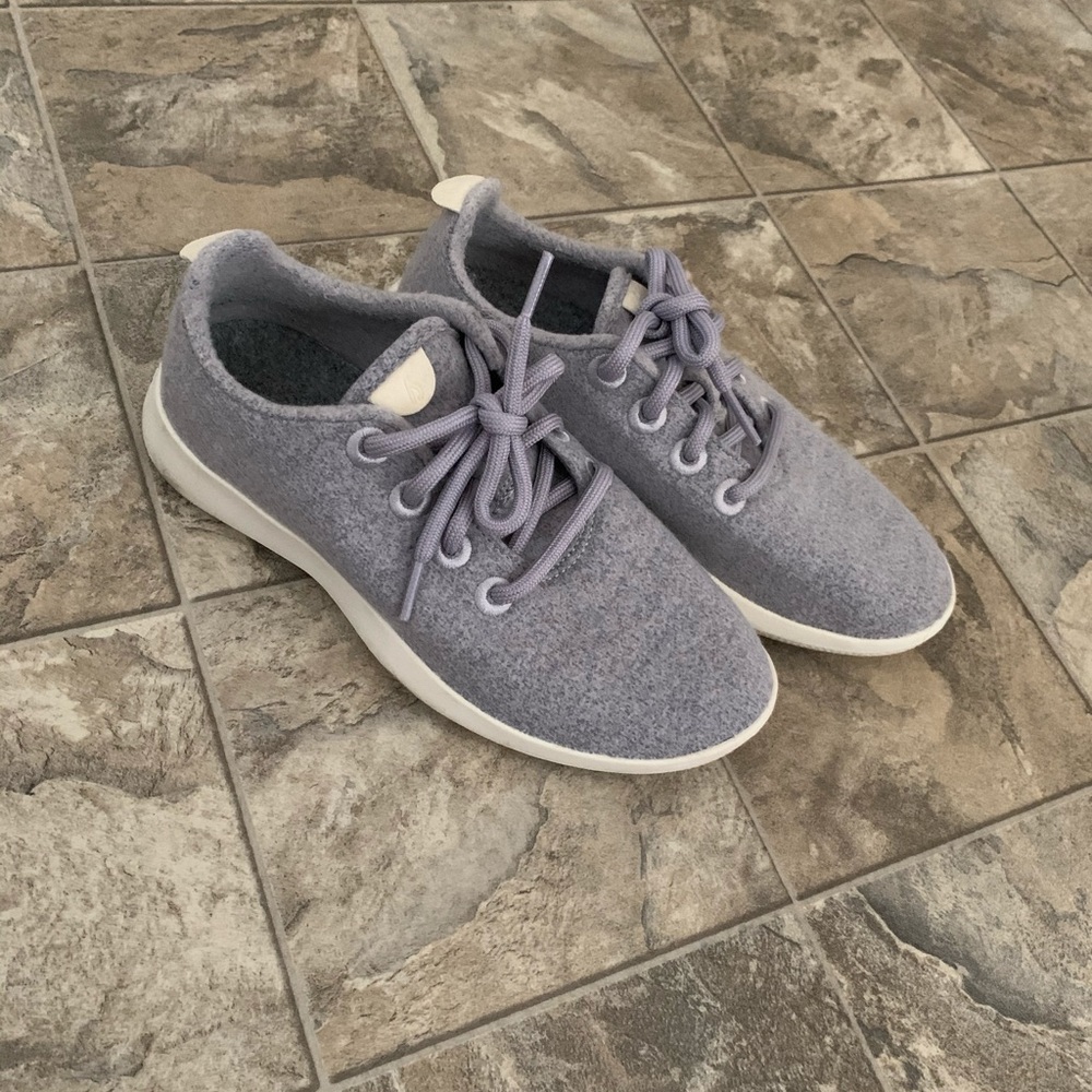 Women’s Allbirds, Size 6